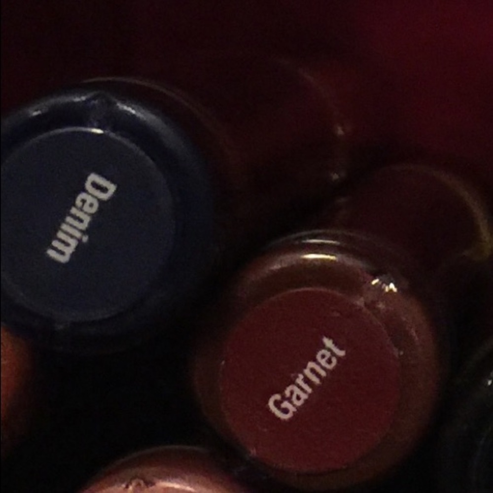 Denim and garnet  shadow sense sealed